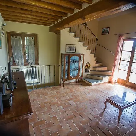 Villa Nuvole Sleeps 8 Pool Wifi